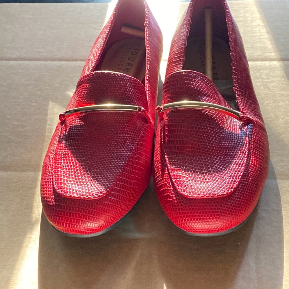 LOAFERS NWOB